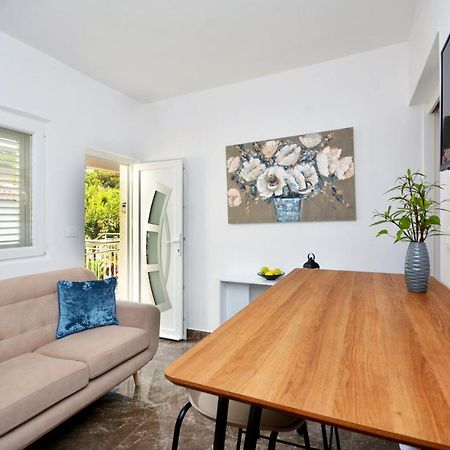 Apartment 'Mimo' In Milna - Hvar מראה חיצוני תמונה