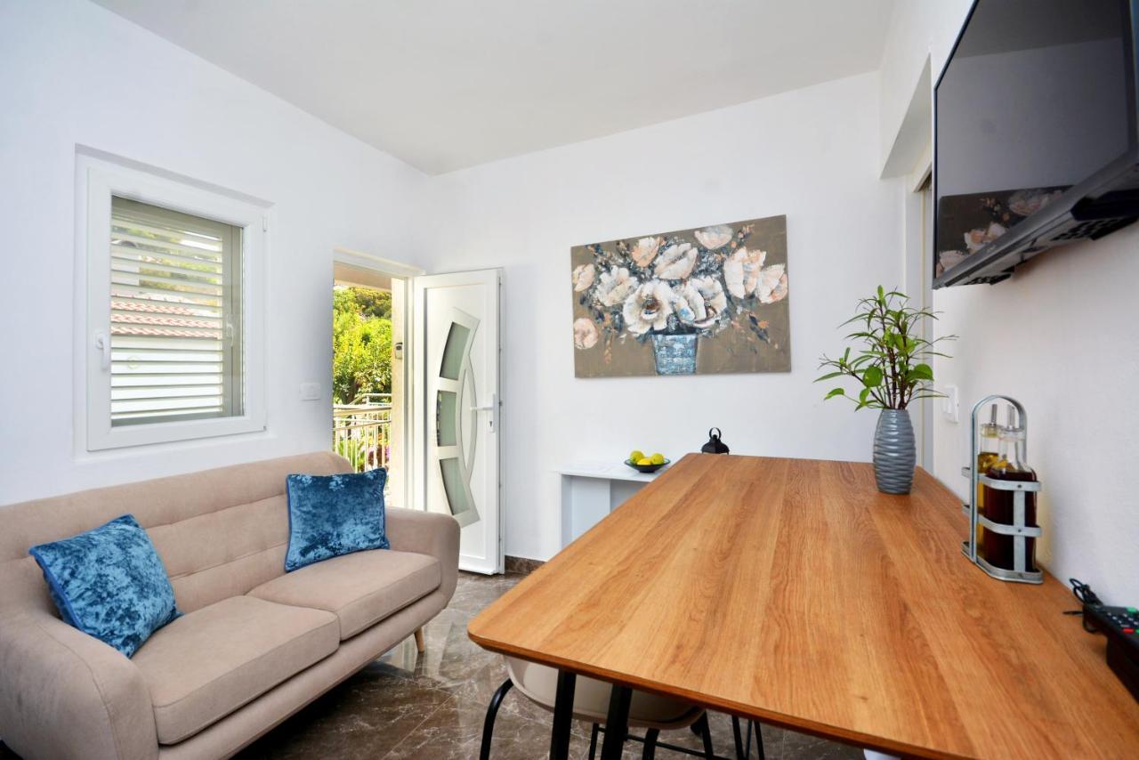 Apartment 'Mimo' In Milna - Hvar מראה חיצוני תמונה