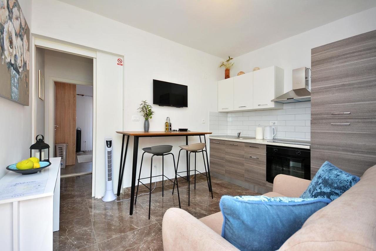 Apartment 'Mimo' In Milna - Hvar מראה חיצוני תמונה